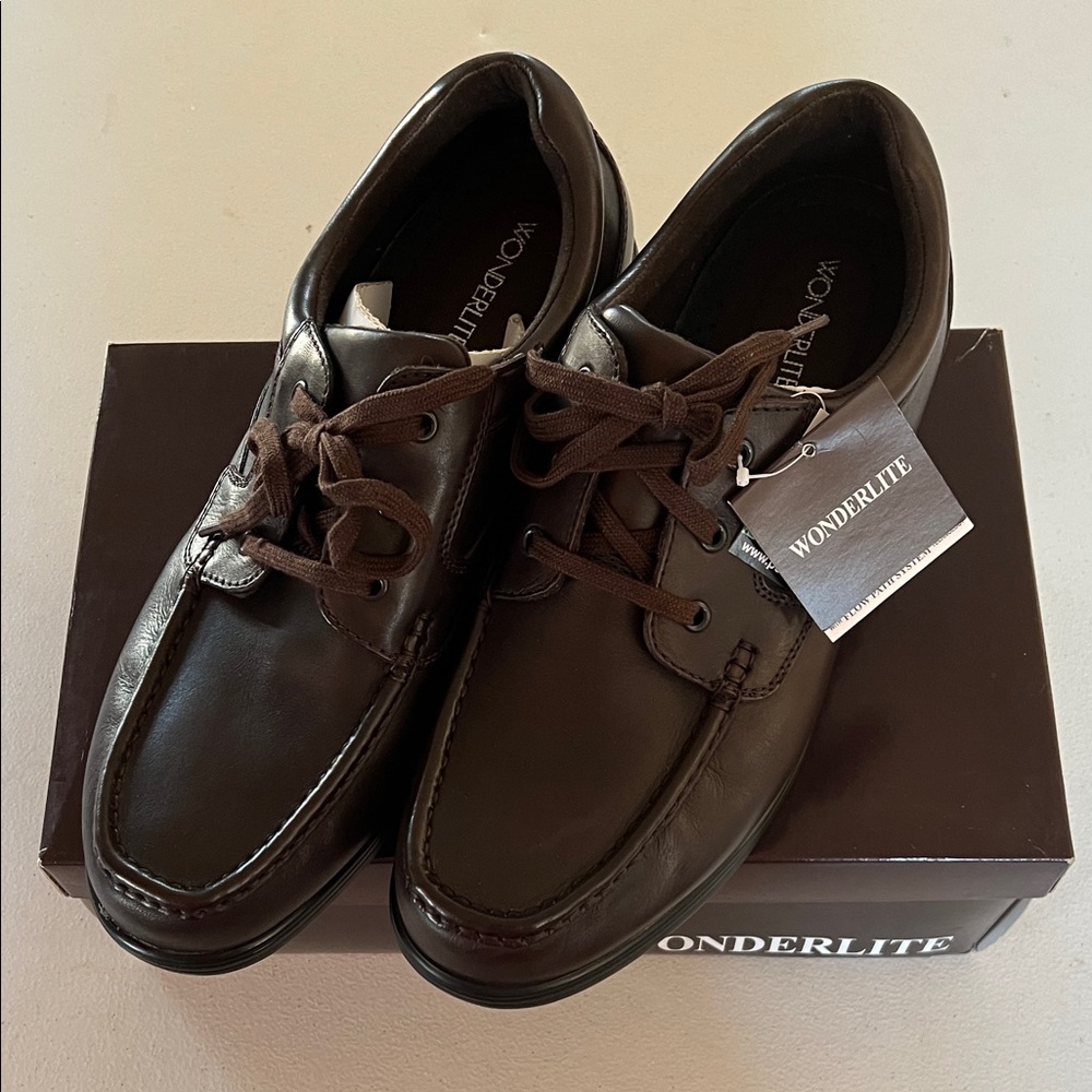 NWT Wonderlite “Bill” Men's Dark Brown Leather Loafers Size 13M